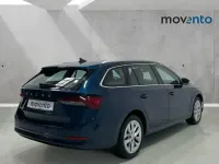 Usado Skoda Octavia Selection 150 CV (110 kW) 2023 Azul Familiar