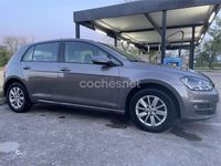 Usado VW Golf VII Advance 105 CV (77 kW) 2015 Gris / plata Berlina