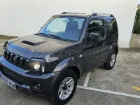 Usado Suzuki Jimny 85 CV (62 kW) 2013 Gris / plata SUV