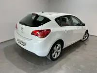 Usado Opel Astra Enjoy 116 CV (85 kW) 2011 Blanco Utilitario