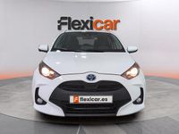 Usado Toyota Yaris Hybrid Active 116 CV (85 kW) 2022 Blanco Berlina