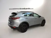 Usado Kia Sportage 115 CV (84 kW) 2021 Gris / plata SUV
