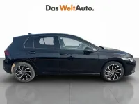 Usado VW Golf VIII Life 110 CV (80 kW) 2024 Negro Berlina