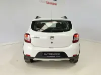 Usado Dacia Sandero Stepway 90 CV (66 kW) 2015 Blanco Utilitario