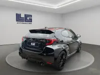 Usado Toyota Yaris 261 CV (191 kW) 2021 Negro Utilitario