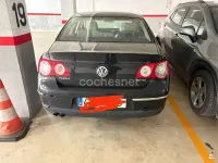 Usado VW Passat Highline 140 CV (102 kW) 2009 Negro Berlina