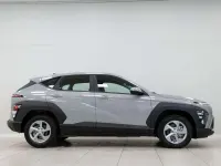 Usado Hyundai Kona 129 CV (94 kW) 2025 Gris SUV