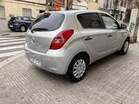 Usado Hyundai i20 Classic 77 CV (56 kW) 2010 Gris Utilitario