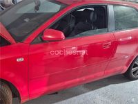Usado Audi A3 Ambition 140 CV (102 kW) 2005 Rojo Utilitario