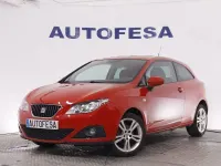 Usado Seat Ibiza 75 CV (55 kW) 2012 Rojo Utilitario