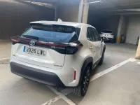 Usado Toyota Yaris Cross Active 116 CV (85 kW) 2022 Blanco SUV