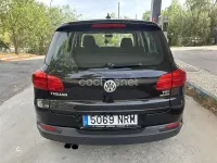 Usado VW Tiguan Edition 125 CV (91 kW) 2015 Negro SUV