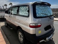 Usado Hyundai H-1 140 CV (102 kW) 2003 Gris / plata Monovolumen