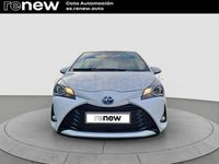 Usado Toyota Yaris Hybrid Active 100 CV (73 kW) 2020 Blanco Berlina