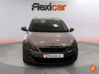 Usado Peugeot 308 Access 100 CV (73 kW) 2017 Gris Berlina