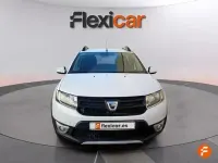 Usado Dacia Sandero Lauréate 90 CV (66 kW) 2016 Blanco