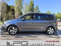 Usado VW Touran Advance 140 CV (102 kW) 2012 Gris Monovolumen