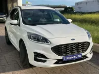 Usado Ford Kuga ST-Line 150 CV (110 kW) 2022 Blanco SUV