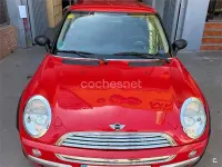 Usado Mini ONE 90 CV (66 kW) 2004 Rojo Utilitario