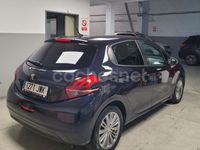 Usado Peugeot 208 Active 100 CV (73 kW) 2017 Azul Utilitario