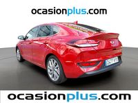 Usado Hyundai i30 136 CV (100 kW) 2019 Rojo Berlina