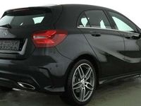 Usado Mercedes A200 AMG line 156 CV (114 kW) 2016 Negro Utilitario