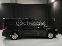 Usado SsangYong Rodius Limited 165 CV (121 kW) 2007 Negro Monovolumen