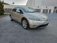 Usado Honda Civic Comfort 140 CV (102 kW) 2007 Gris / plata Berlina