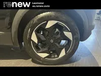 Używany Renault Captur Techno 145 KM (106 kW) 2025 Czarny SUV