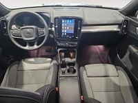 Usado Volvo XC40 Core 163 CV (119 kW) 2024 Gris/plata SUV