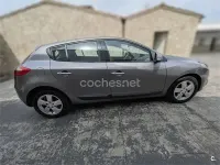 Usado Renault Mégane 105 CV (77 kW) 2009 Beige Berlina