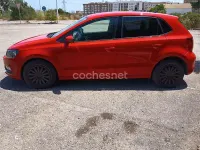 Usado VW Polo Edition 75 CV (55 kW) 2014 Rojo Berlina