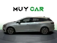 Usado Renault Mégane GrandTour Techno 140 CV (102 kW) 2022 Gris Familiar