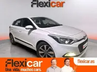 Usado Hyundai i20 Active 100 CV (73 kW) 2015 Blanco Berlina