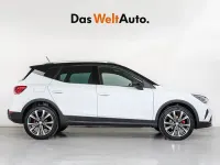 Usado Seat Arona FR 115 CV (84 kW) 2025 Blanco SUV