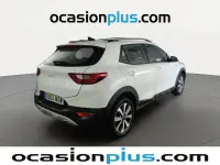 Usado Kia Stonic 101 CV (74 kW) 2024 Blanco SUV