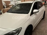 Usado Mercedes B200 150 CV (110 kW) 2021 Blanco Utilitario