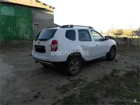 Usado Dacia Duster Lauréate 105 CV (77 kW) 2014 Blanco SUV
