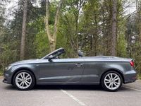 Usado Audi A3 Cabriolet Ambition 150 CV (110 kW) 2015 Gris / plata Descapotable