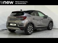 Usado Renault Captur Techno 90 CV (66 kW) 2024 Gris / plata SUV