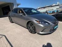 Usado Lexus ES300 218 CV (160 kW) 2023 Gris Berlina