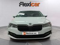 Usado Skoda Superb Style 151 CV (111 kW) 2022 Blanco Familiar