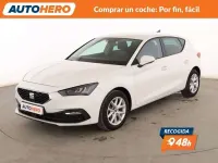 Usado Seat Leon Style 110 CV (80 kW) 2021 Blanco Berlina