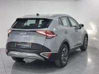 Usado Kia Sportage 230 CV (169 kW) 2022 Gris / plata SUV