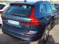 Begagnad Volvo XC60 Momentum 197 HK (144 kW) 2021 Gul SUV
