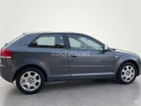 Usado Audi A3 Ambiente 150 CV (110 kW) 2004 Gris / plata Utilitario