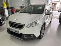 Usado Peugeot 2008 Allure 110 CV (80 kW) 2015 Blanco SUV