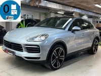 Usado Porsche Cayenne 462 CV (339 kW) 2020 Gris / plata SUV