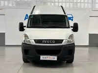 Usado Iveco Daily 126 CV (92 kW) 2011 Blanco Van