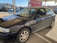 Usado Audi A3 Attraction 115 CV (84 kW) 2003 Azul Utilitario